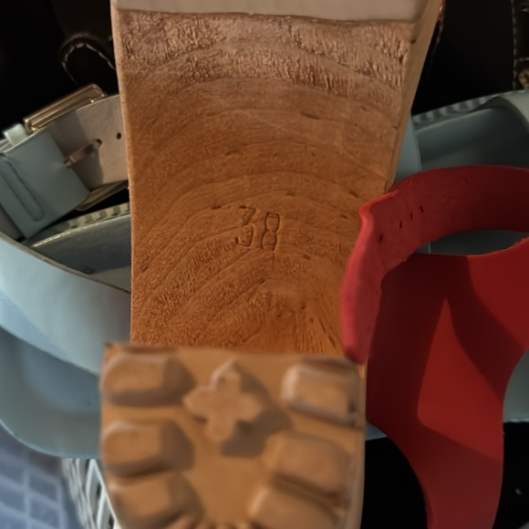 MIA Red Mules with Cross-Strap Design - Picture 4 of 4